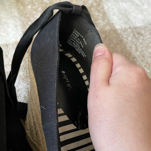 Apt 9 Black Lace Up Espadrille Wedges size 9.5 - Picture 9 of 9